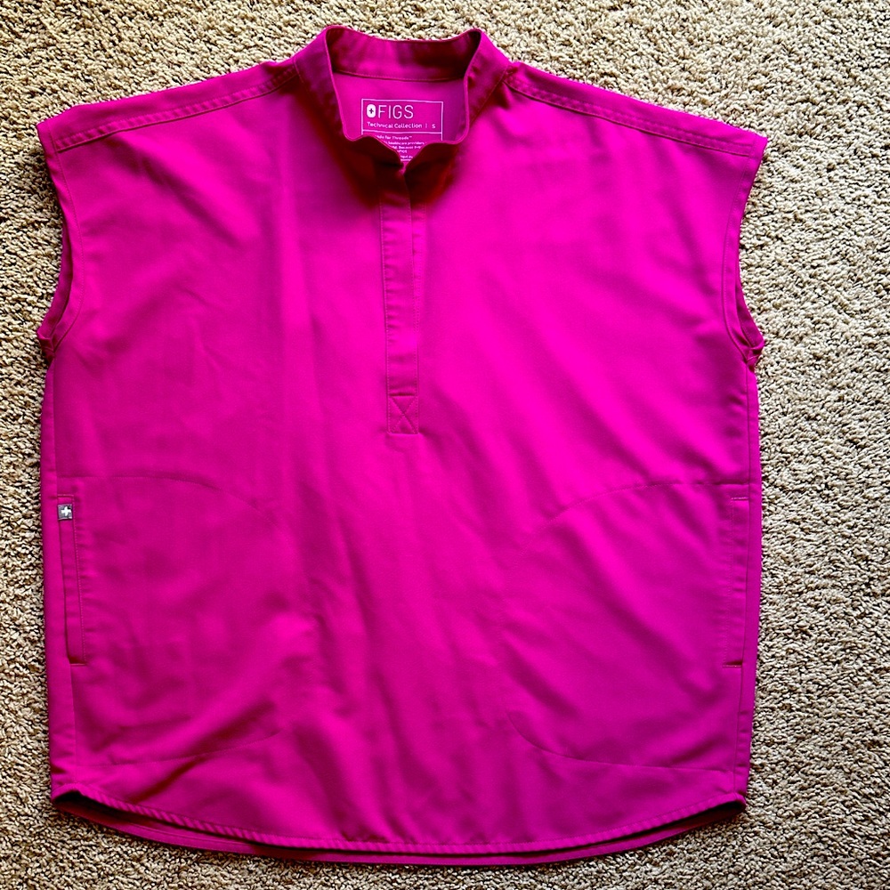 FIGS Women’s Scrub Top. Rafaela. Size Small. Color: Raspberry Sorbet